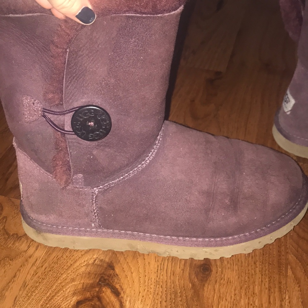 UGGS lightly worn size 8.